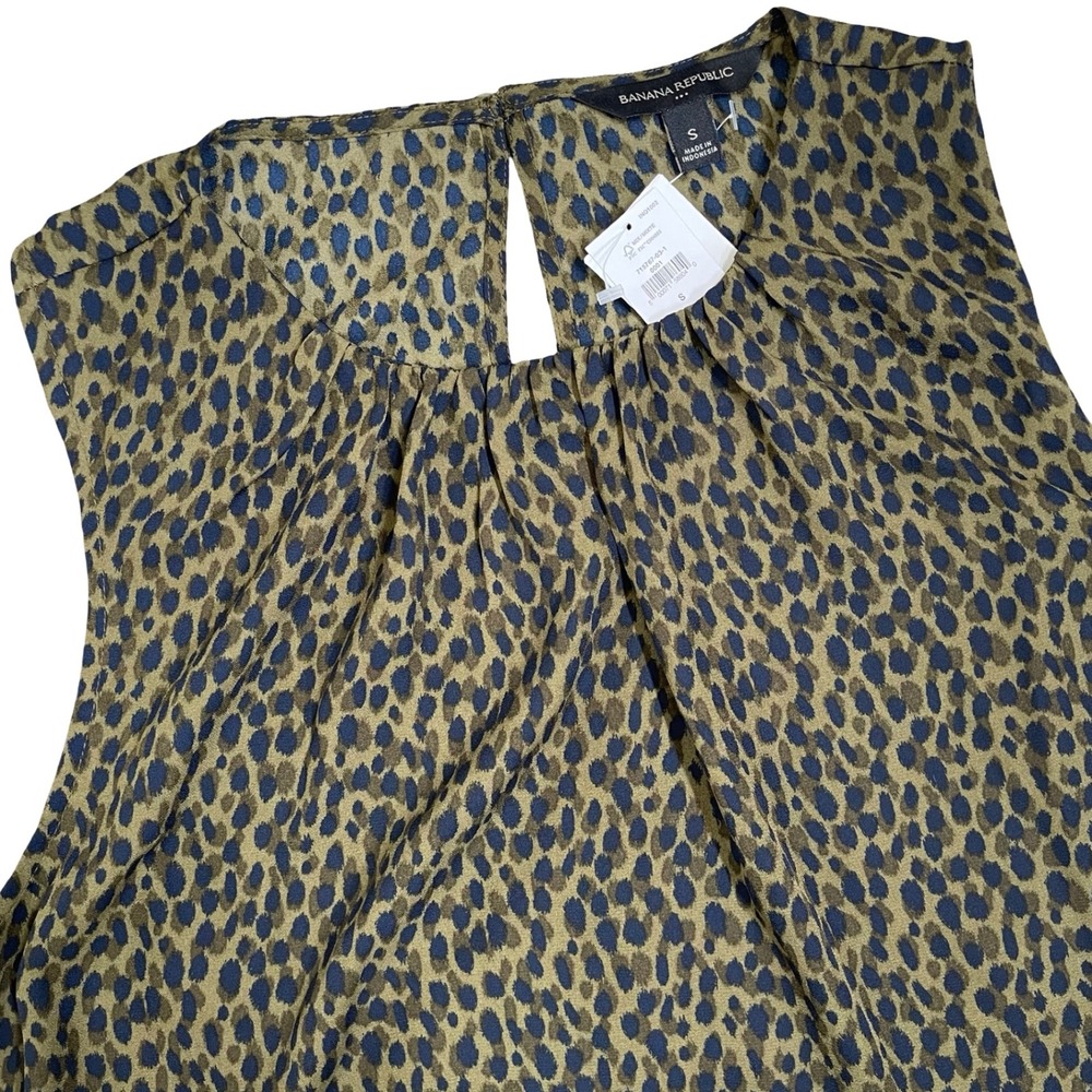 Banana Republic Shirred High Neck Blouse Tank Top Green Animal‎ Print S NWT